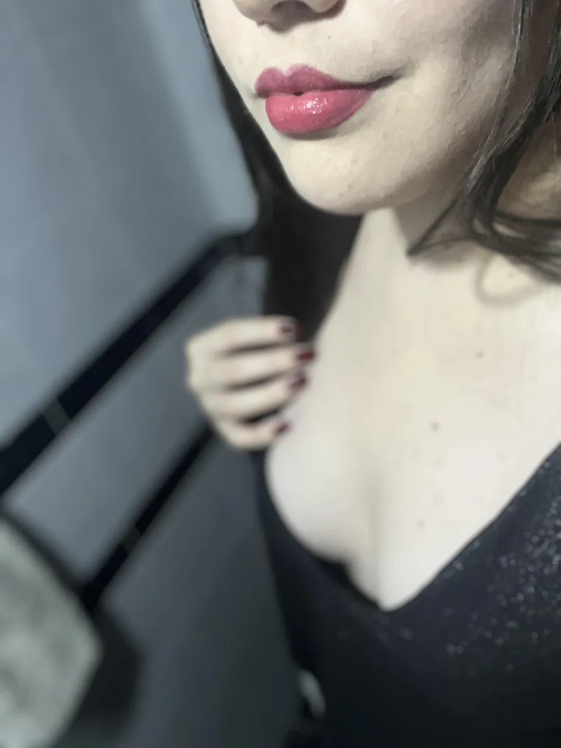 Thumbnail I’m a sweet girl, but I love letting my naughty side come out when you least expect it 😇❤️‍🔥