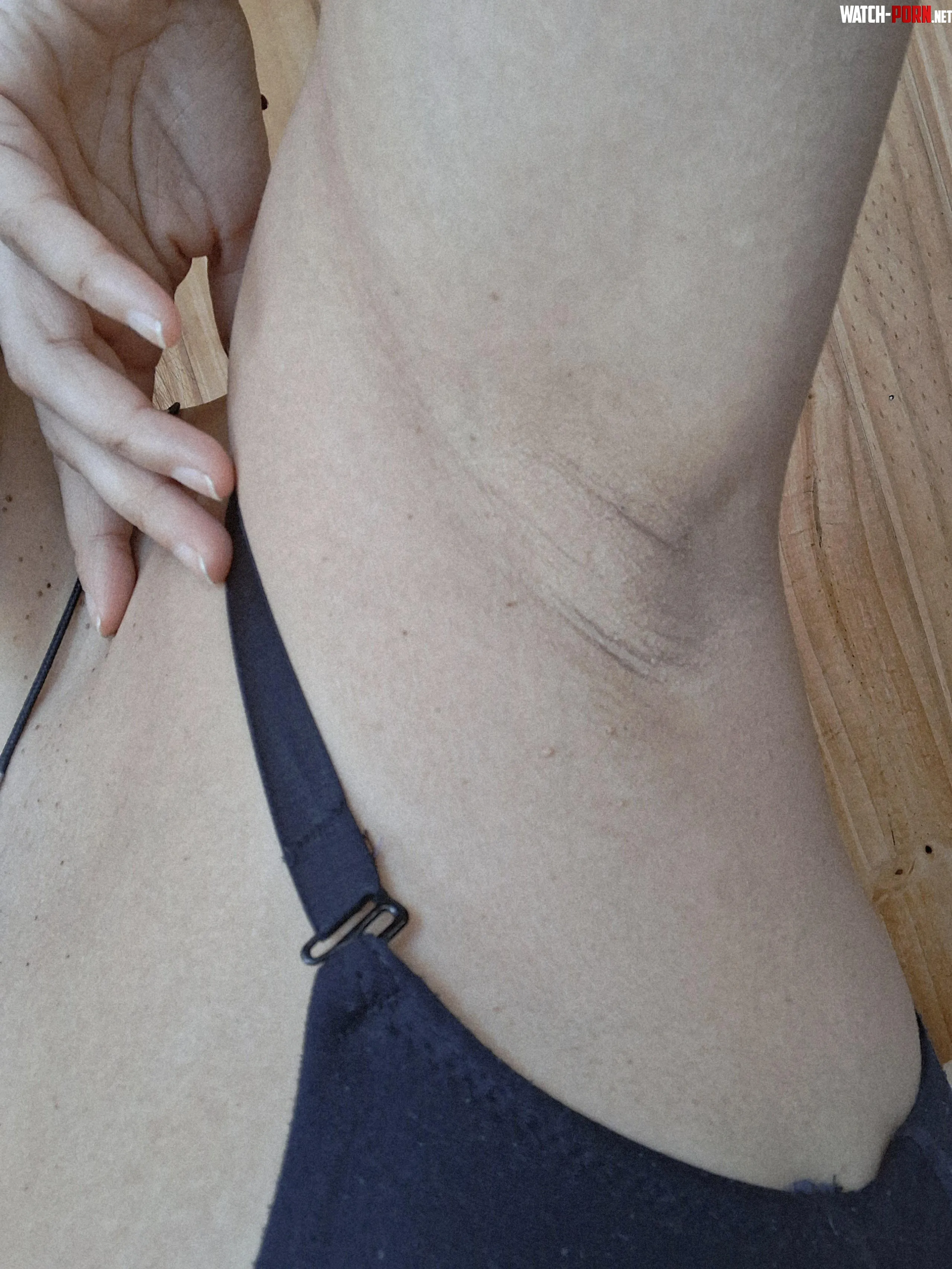 Do you have a weakness for armpits? 😏Then maybe this part of me will be your ultimate temptation… 🔥 by gigi1xxx