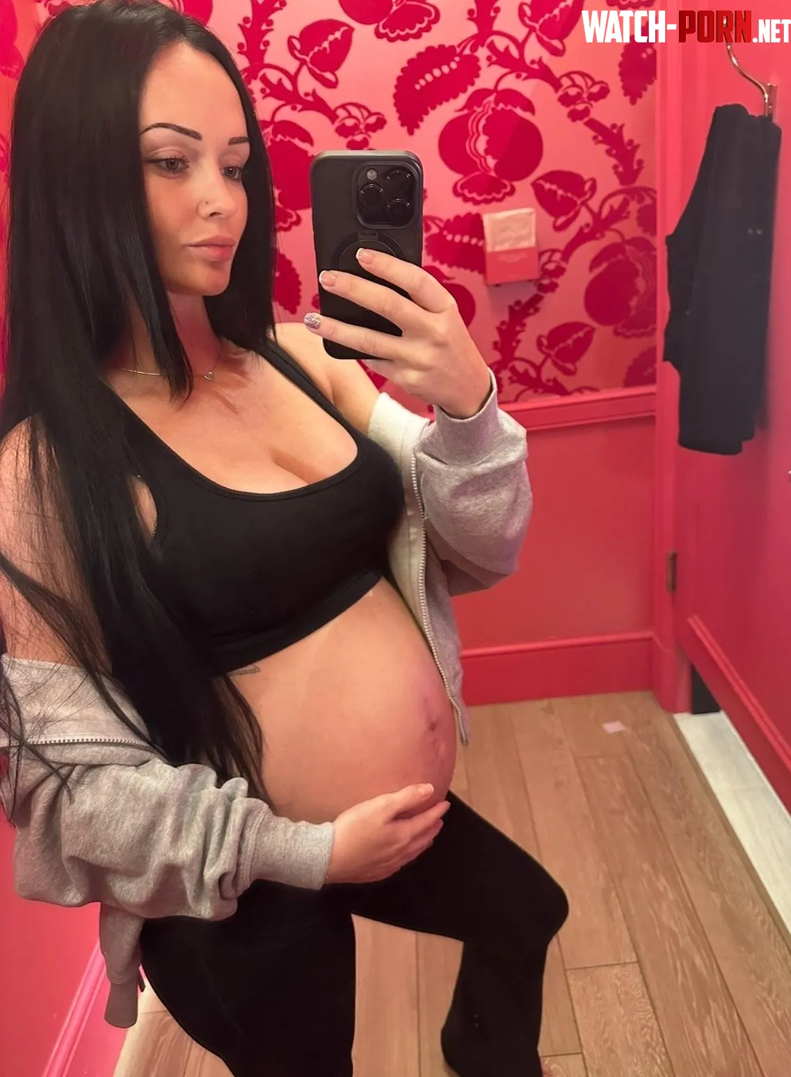 It’s a good think I love to be pregnant because I also love creampies :) by wantmooremila