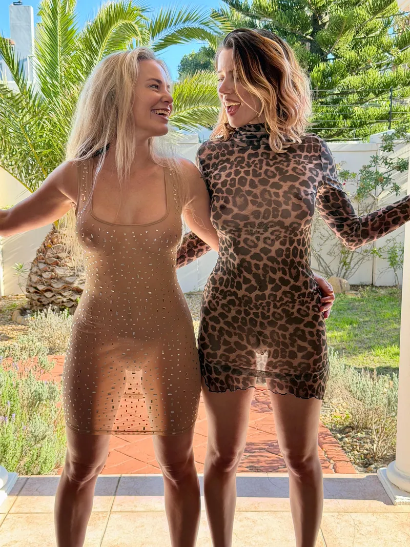 Thumbnail Golden vs leopard dress
