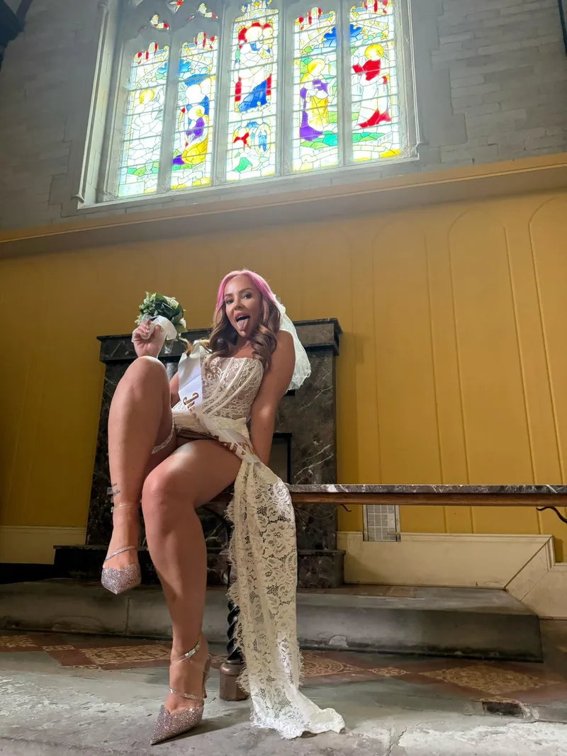 Thumbnail It’s my wedding dayyyyyy