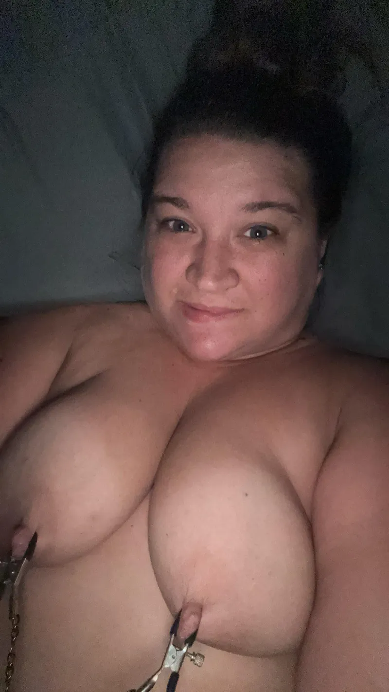 Thumbnail Married milf needs your cum