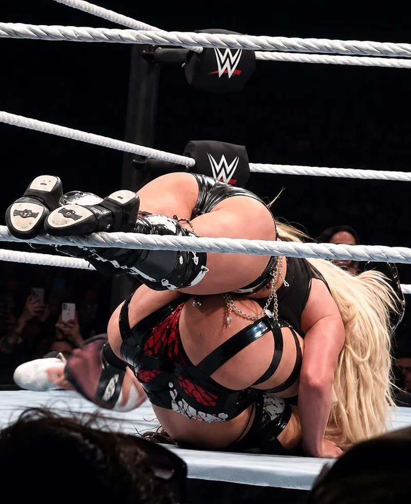 Thumbnail Liv Morgan and Stephanie Vaquer