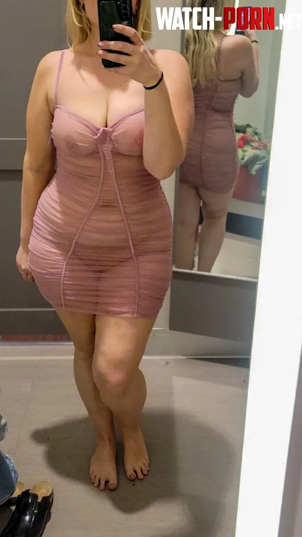 The answer is yes I bought it by luxinheels