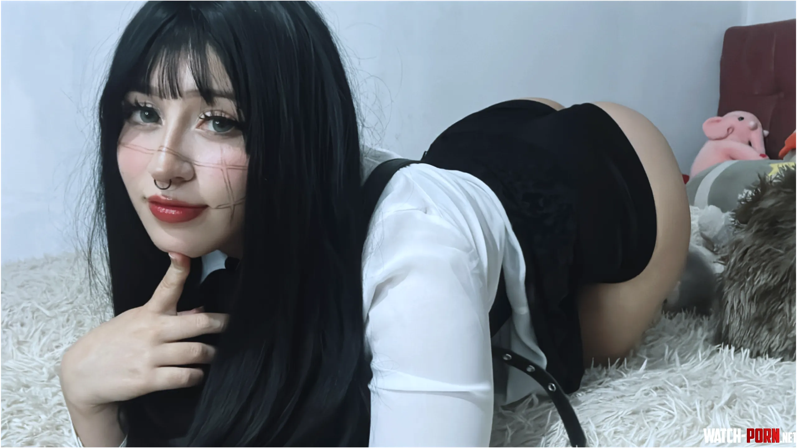 Yoru (Chainsawman) cosplayed by Lina Cross by itslinacross