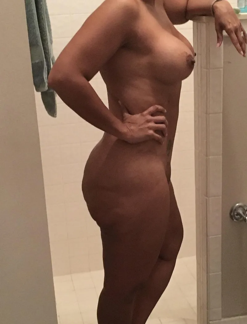 Thumbnail I curves slippery when wet, Mia