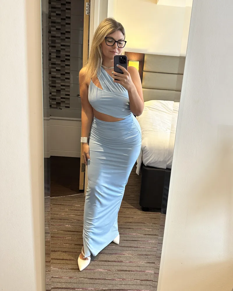 Thumbnail Wedding ready in my tight baby blue dress