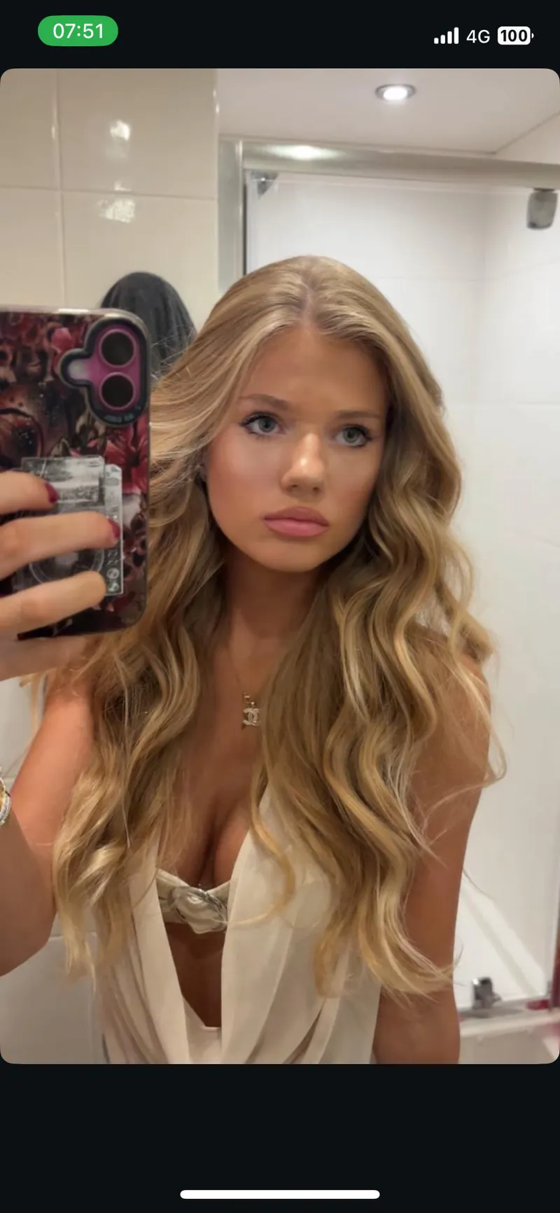 Thumbnail @ella_mackintyre02 (insta) (f24) by ellaxbox02