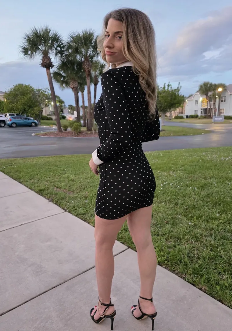 Thumbnail Should I wear this to work? 🤔
