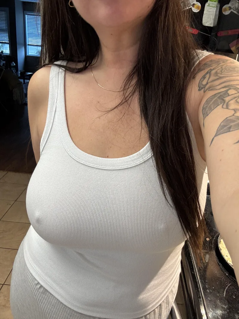 Thumbnail Is there anything better than braless in white?!