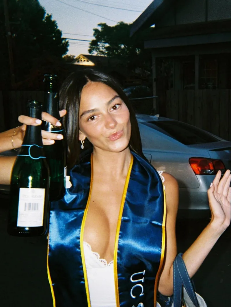 Thumbnail College grad by Behindthebackace