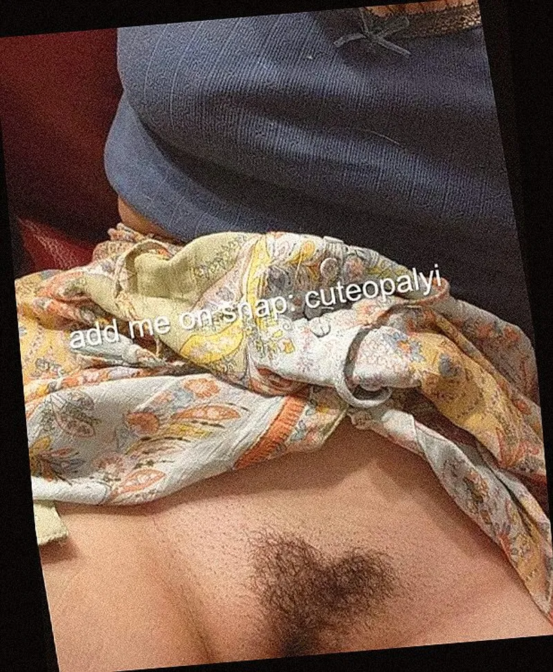 Thumbnail male Brazilian waxing