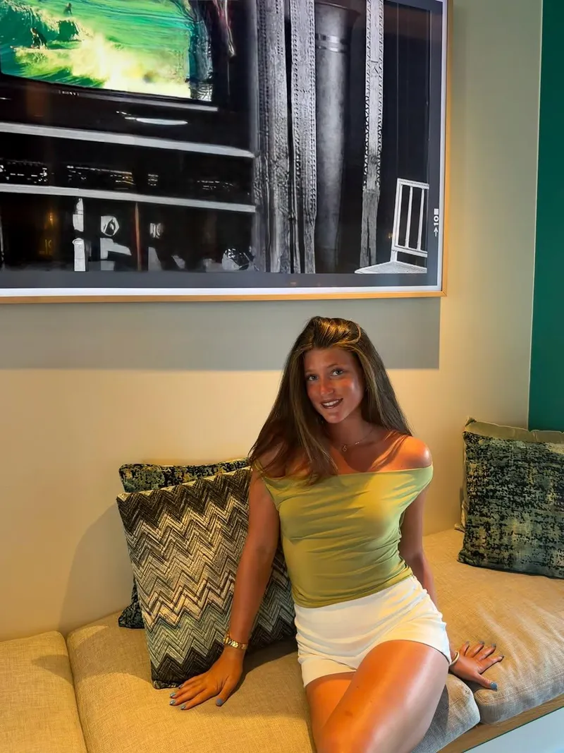 Thumbnail Lia Villari
