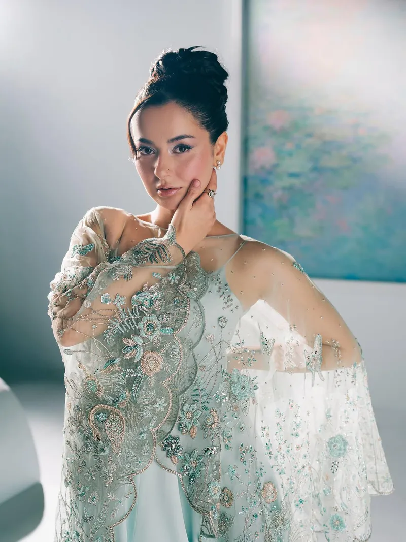 Thumbnail Hania Amir