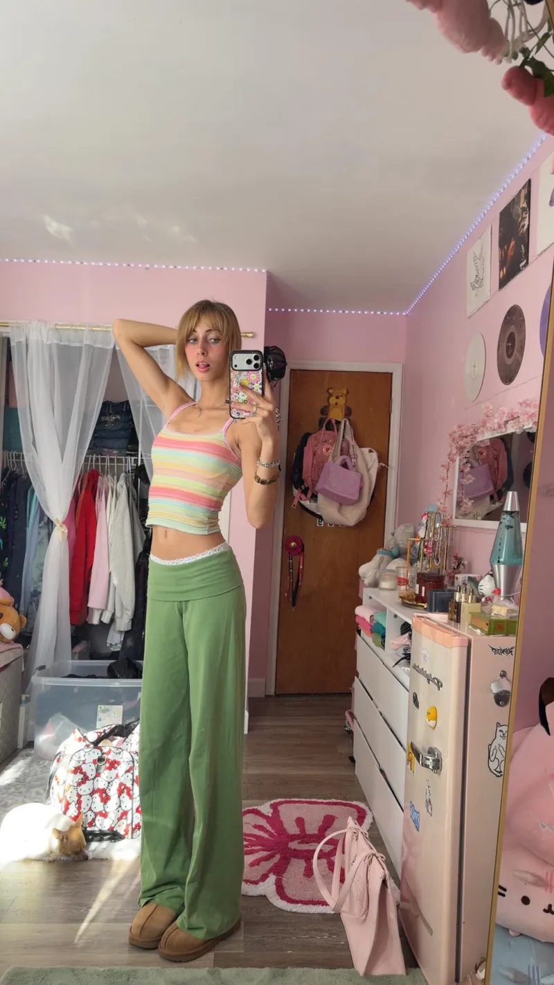 Thumbnail Multi colour mirror picie.
