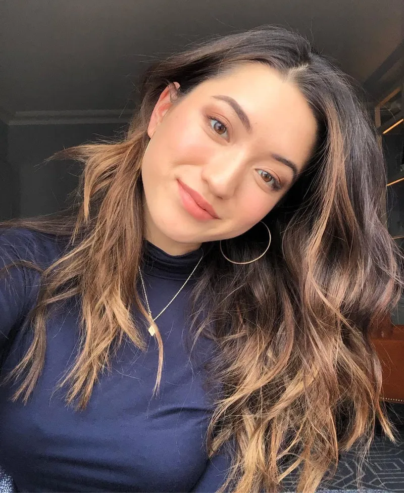 Thumbnail Reina Hardesty