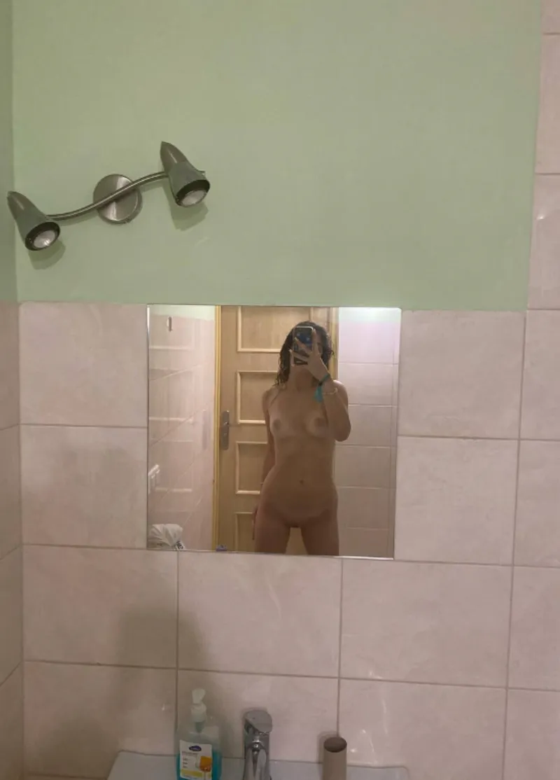 Thumbnail I prefer to be naked tbh and you think the same by ShinyCreams