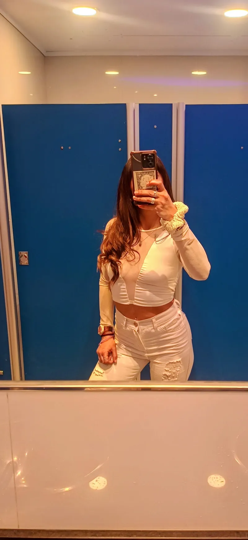 Thumbnail All white