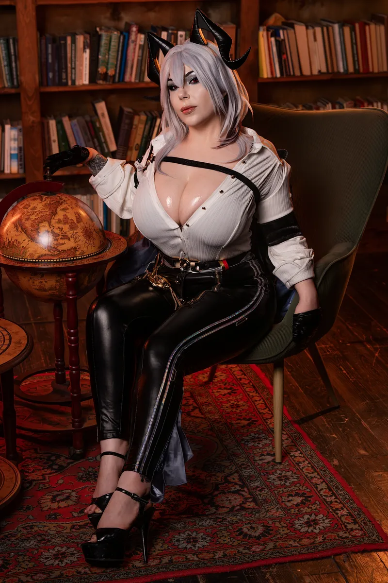 Thumbnail Zani from Wuthering Waves by (izma_cos) by izmacat_spicy