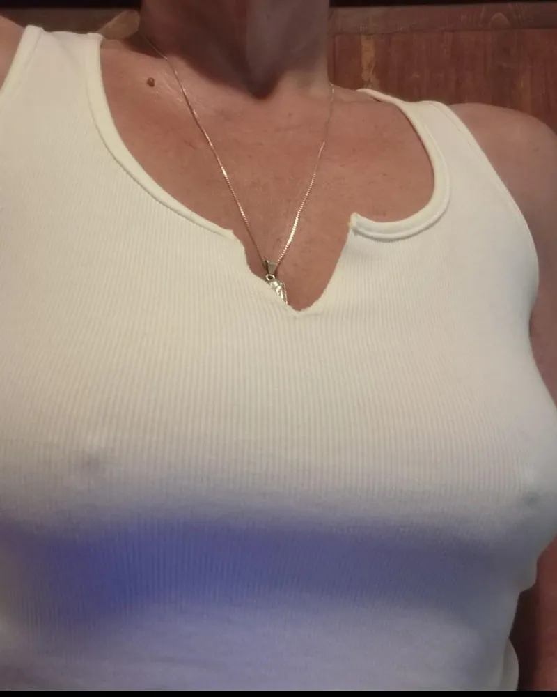Thumbnail Be honest… would you have noticed I wasn’t wearing one? 😏