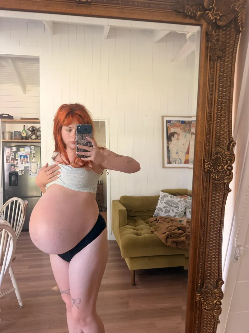 Thumbnail Yea so petite bump not a thing anymore. 8 days overdue!