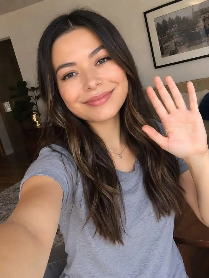 Thumbnail Miranda Cosgrove