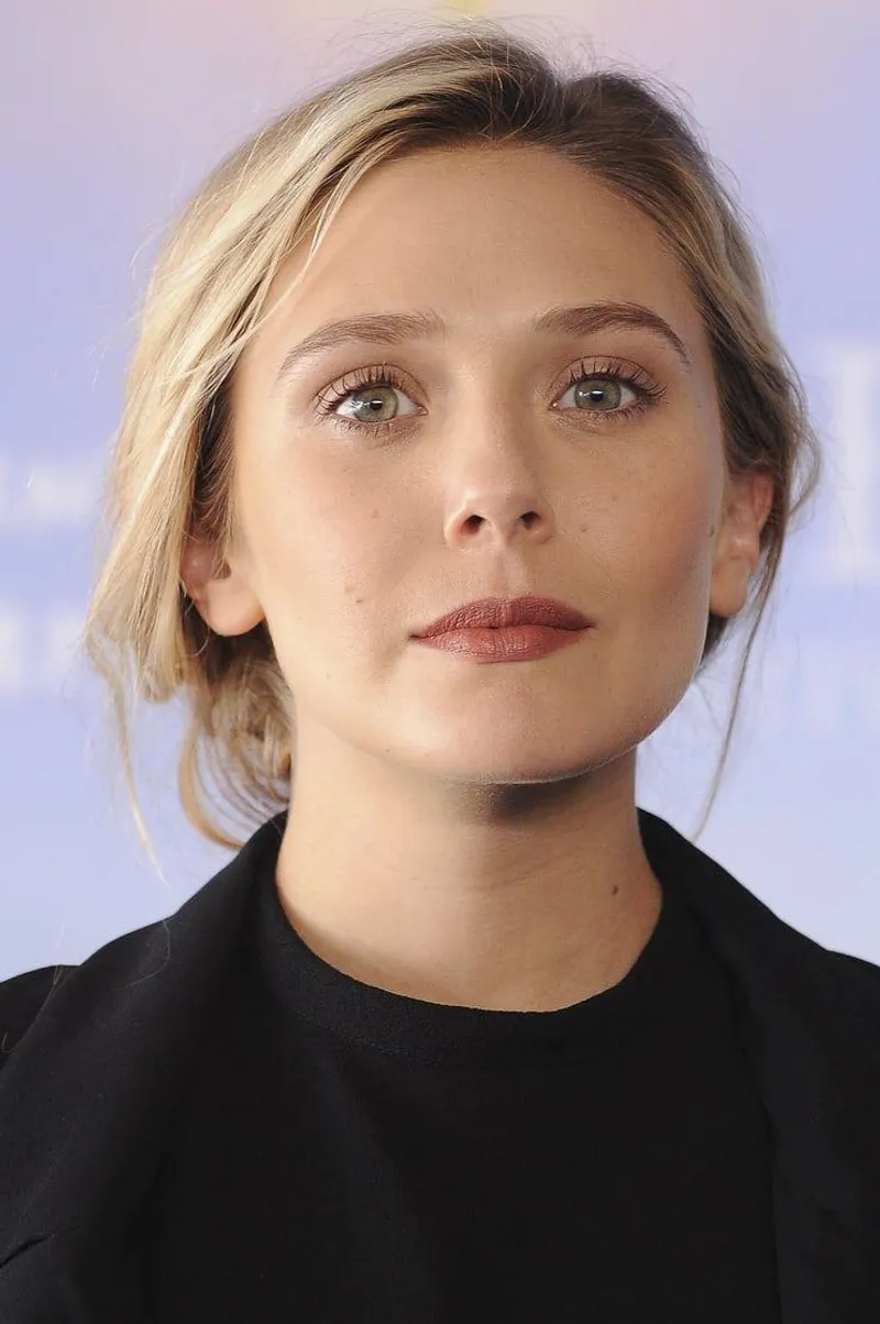 Thumbnail Elizabeth Olsen