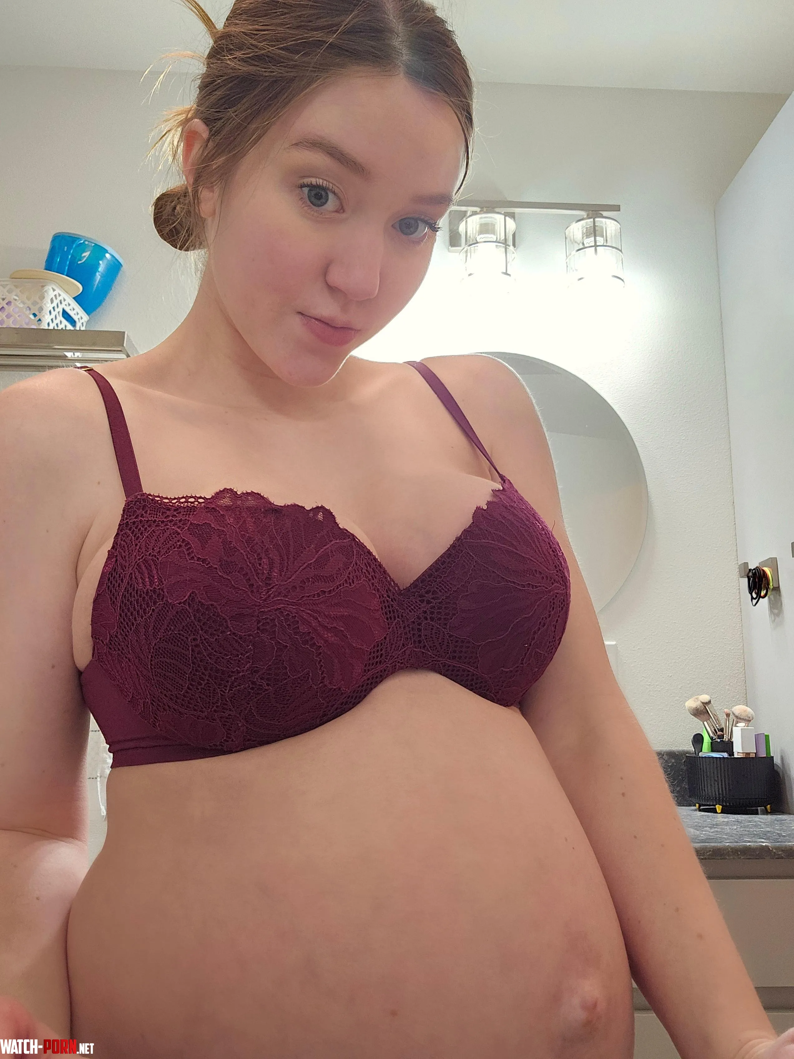 39 weeks pregnant by jade_love_12345