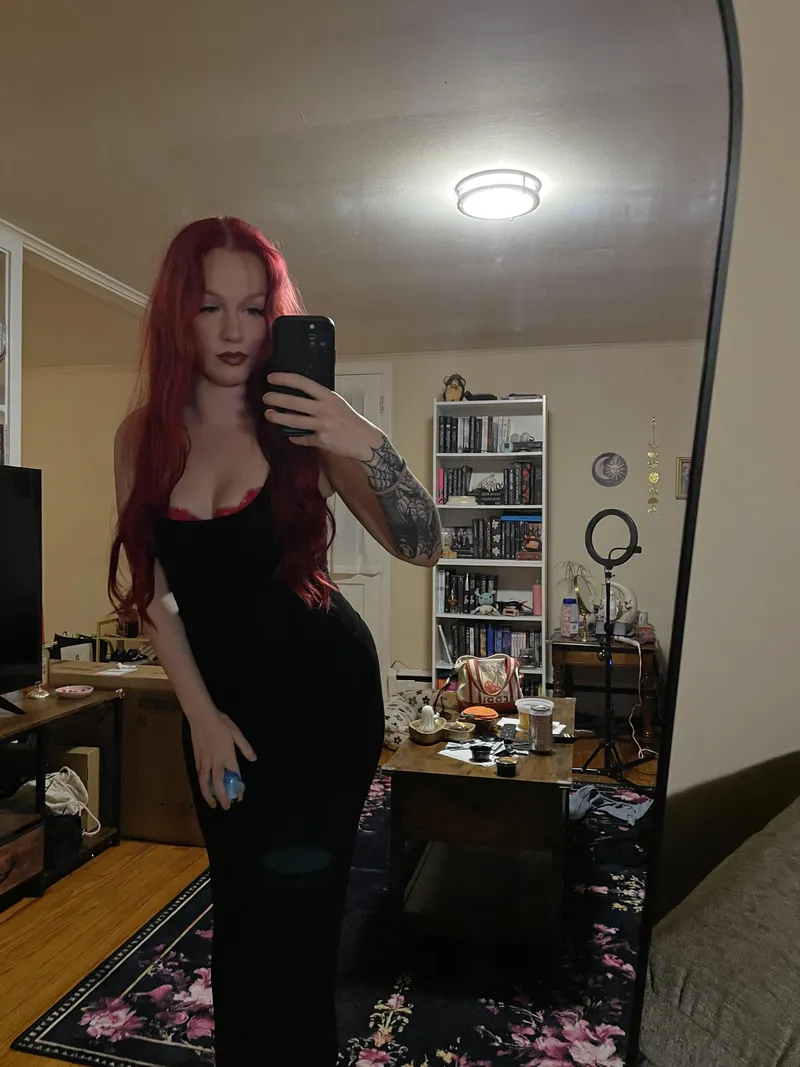Thumbnail a lil peekaboo by sinfullyscar