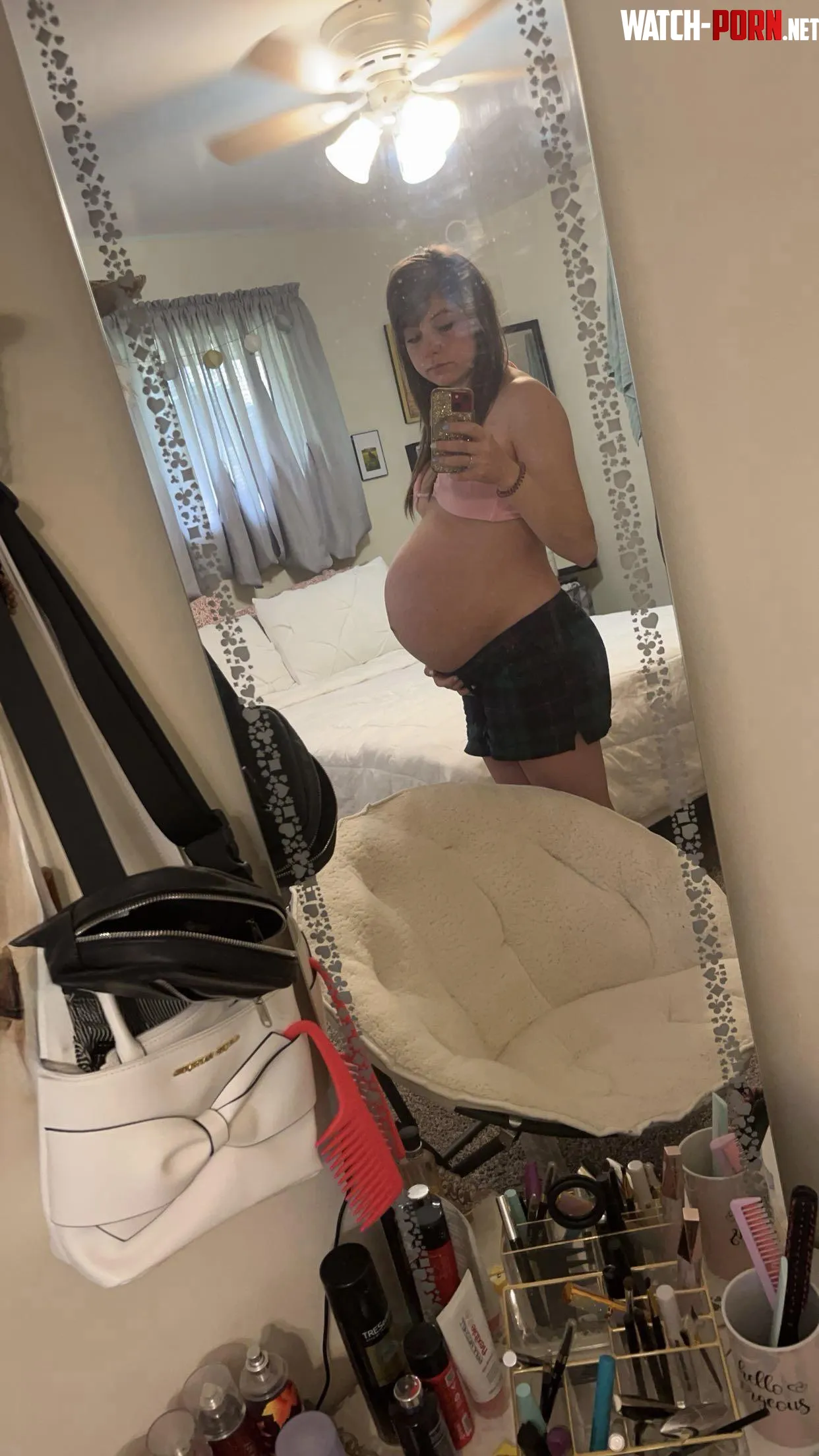 Really curious to see if I get as big as my first pregnancy ,,, by xzoria