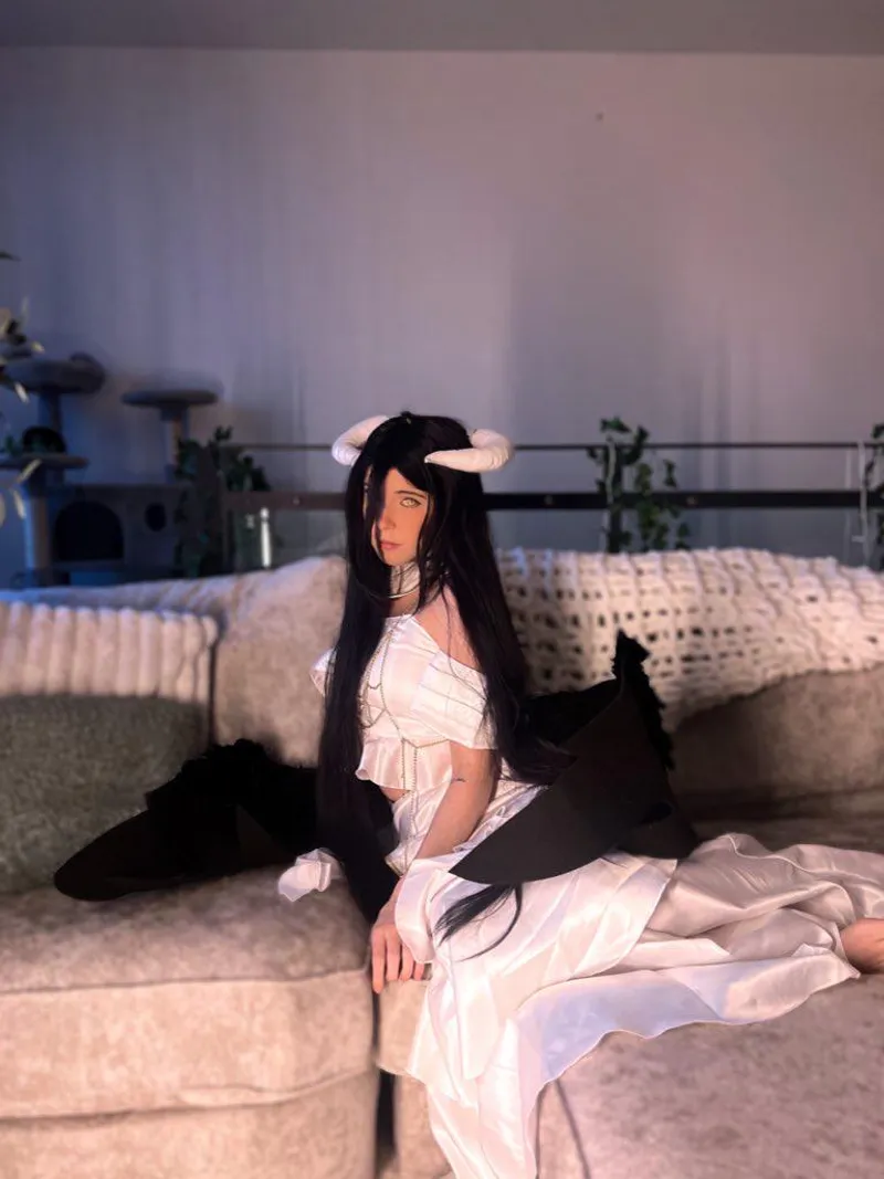 Thumbnail Albedo from [Overworld] by (shiroluxx)