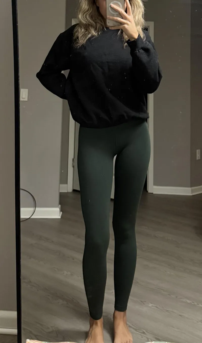 Thumbnail Come say hi by alyssahayesxo