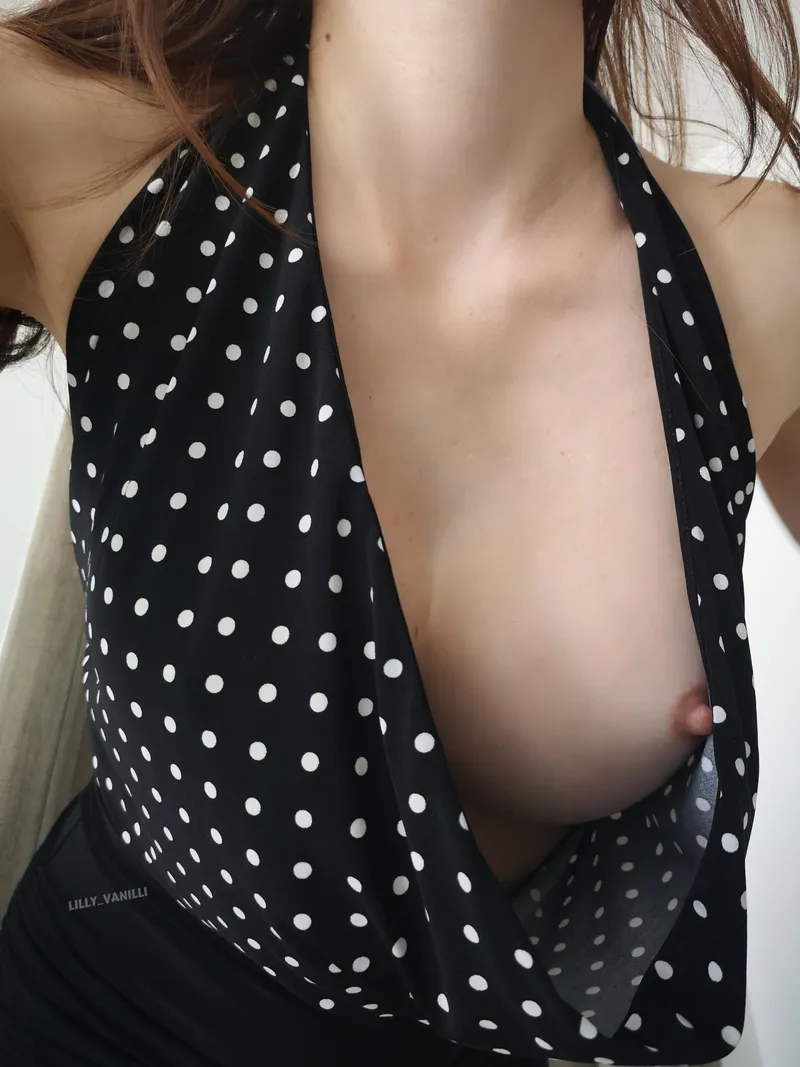 Thumbnail Accidental slip... by lilly_vanilli