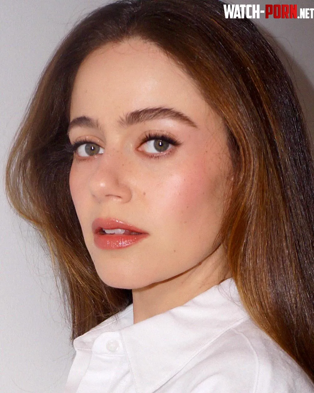 Molly Gordon by DrDoom_E828