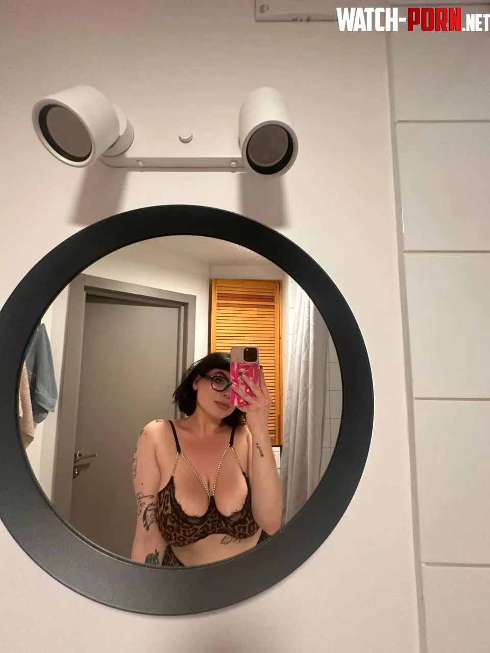 The mirror got a pretty good view this time by Nelson100oob9aw