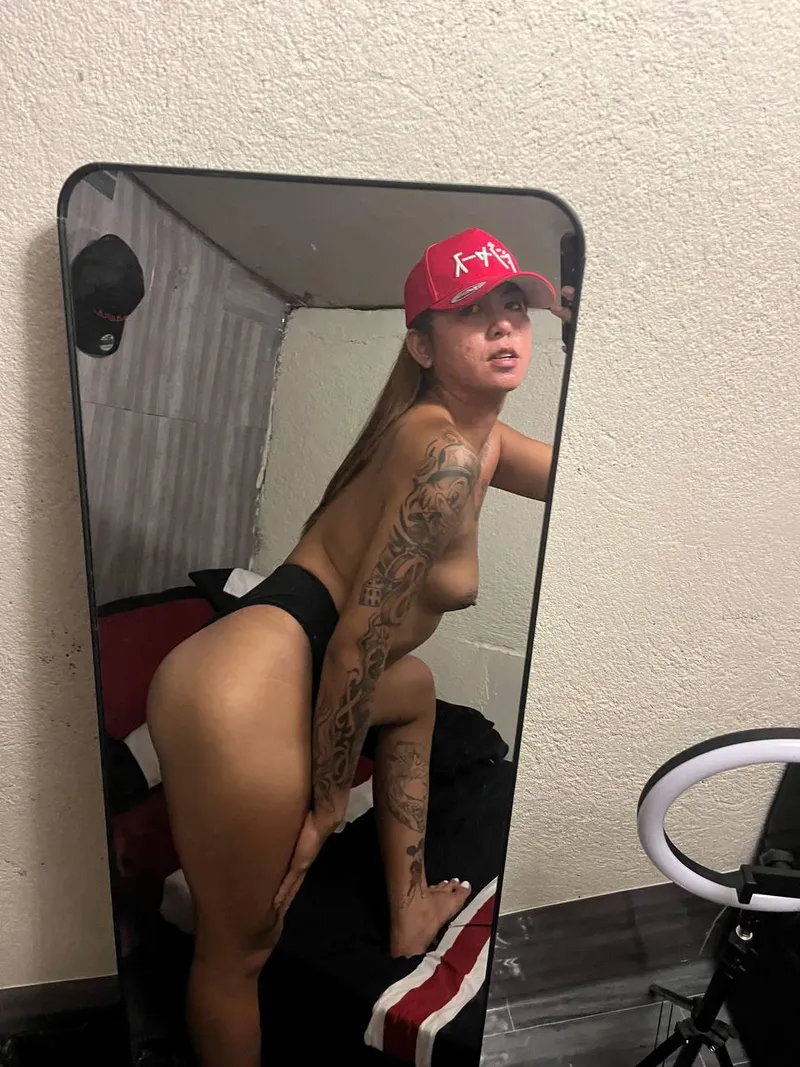 Thumbnail Daddy where are you I'm ready to fuck add me now by Aggressive-Lab-2662
