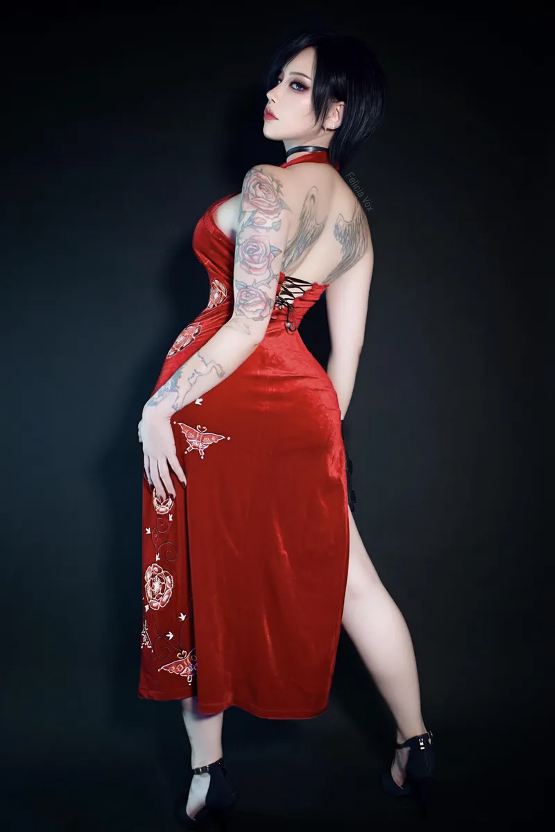 Thumbnail Ada Wong cosplay from Resident Evil 4 by Felicia Vox