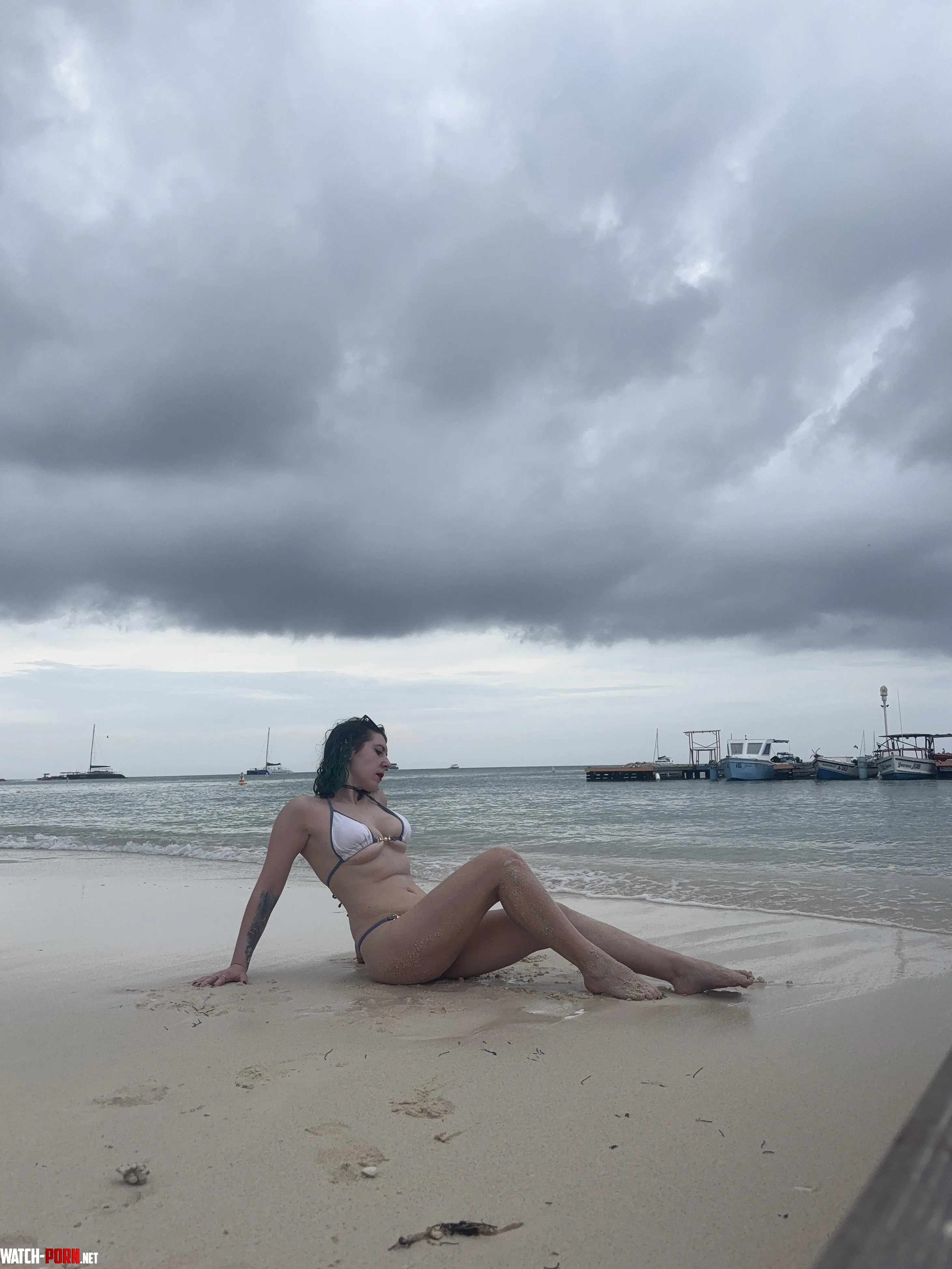 Washed ashore by sirenskiss3