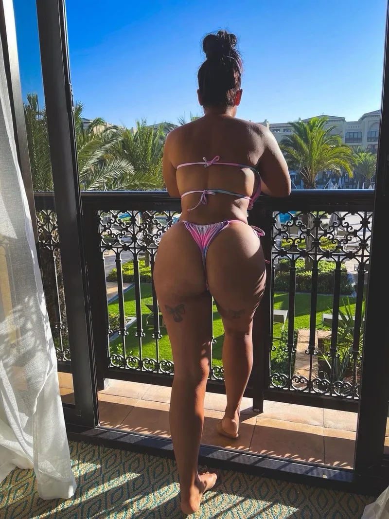 Thumbnail Should 45yo women still wear thongs
