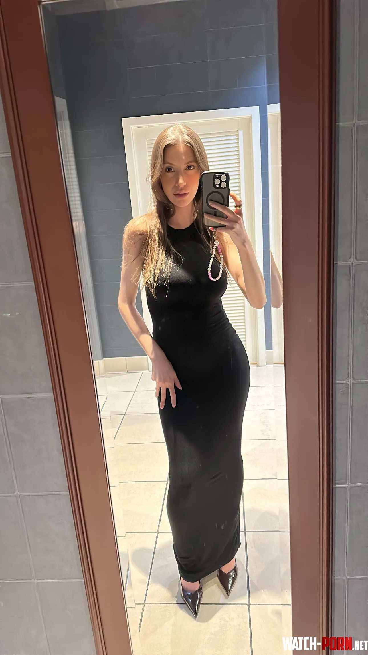 one of the dresses you don't wanna take offff by alysugh