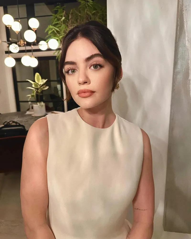 Thumbnail Lucy Hale