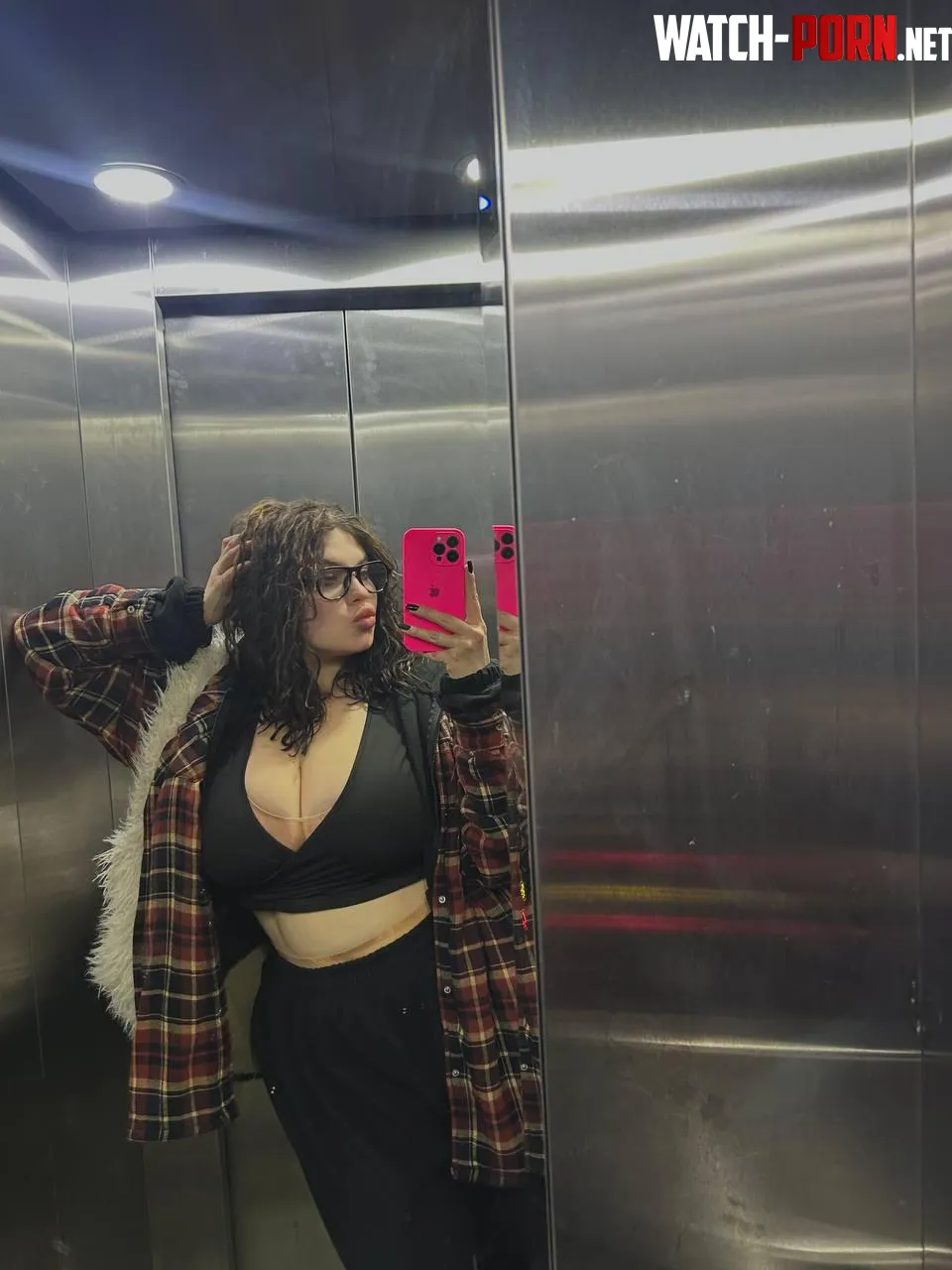 Elevator mirror said one more pic by Nelson100oob9aw