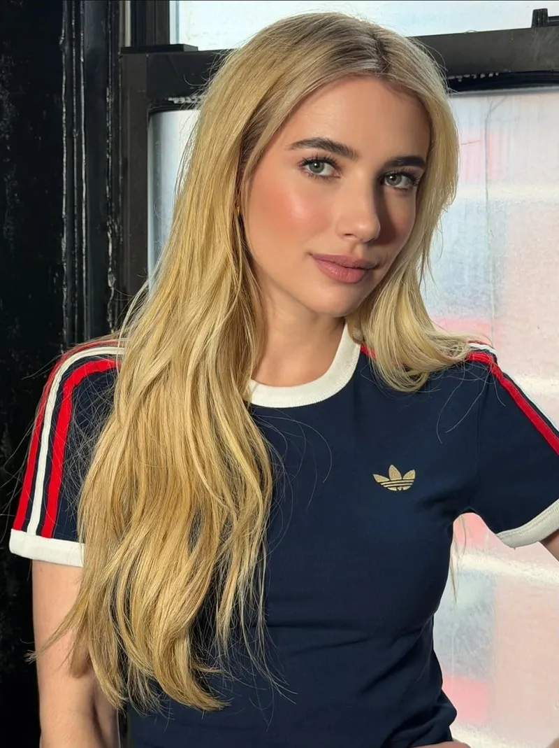 Thumbnail Emma Roberts
