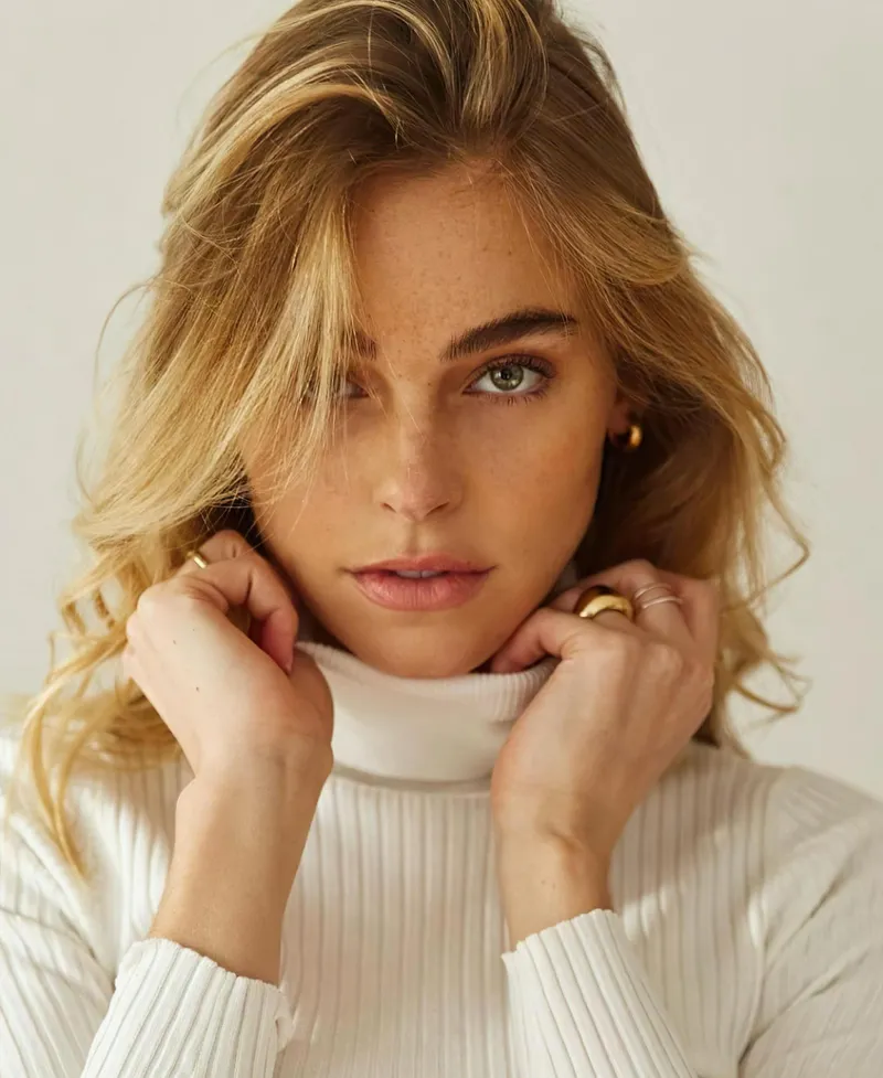 Thumbnail Elizabeth Turner