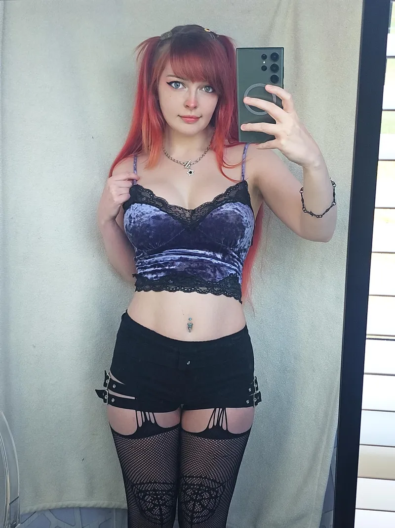 Thumbnail Lace ♡ by Astro_bunnies