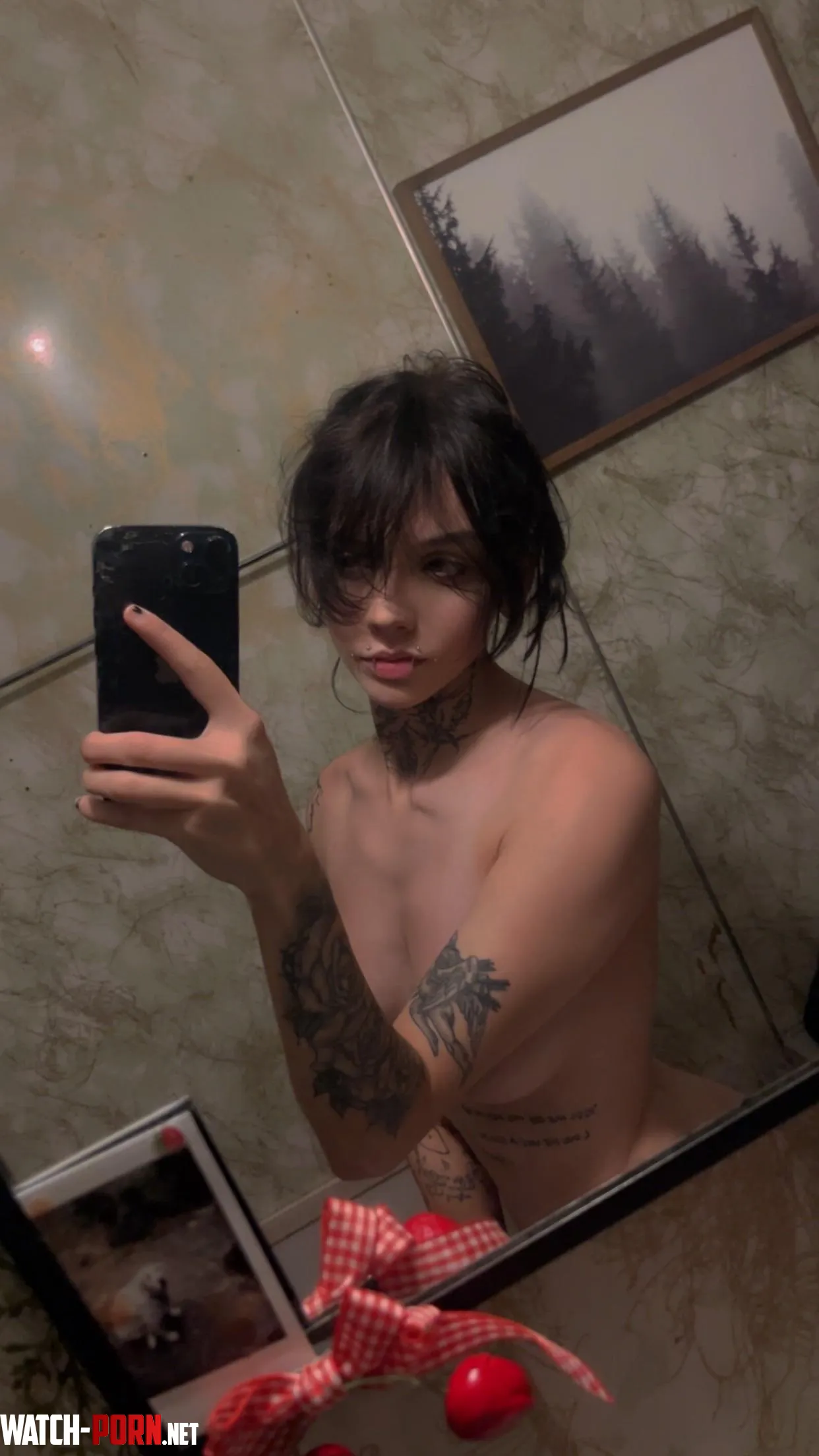 Before I head into the shower;) by SeriouslyZippy